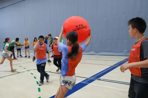Omnikin Giant basketball spelregler